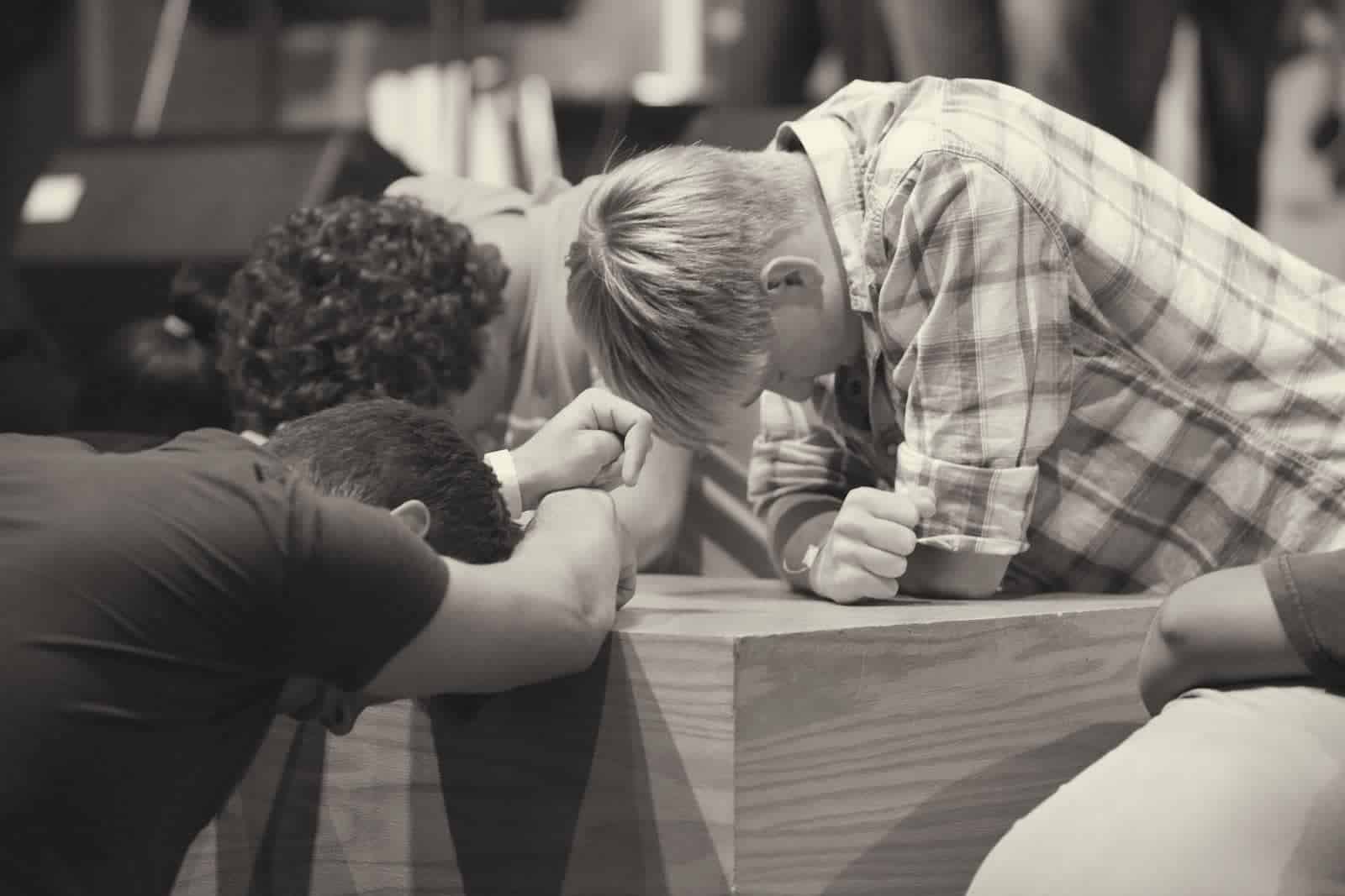 O cristão e a oposição.