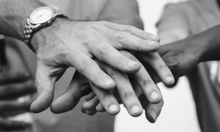 Fogo Ardente – Honrando o compromisso com Deus